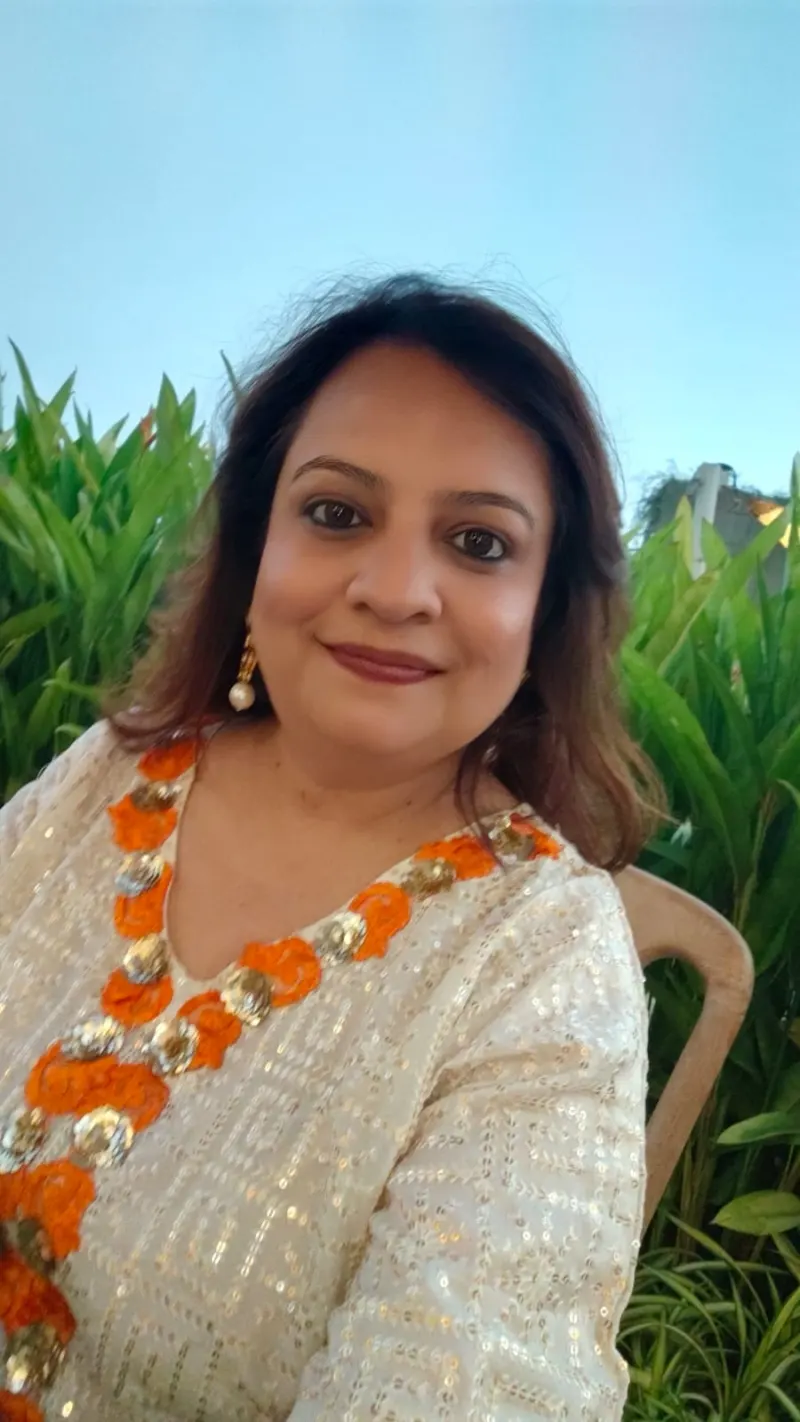 Dr. Riddhe Sshilpi at the Jio World Drive event